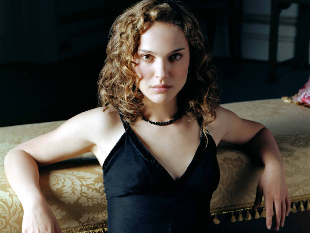 Natalie Portman leaked wallpapers