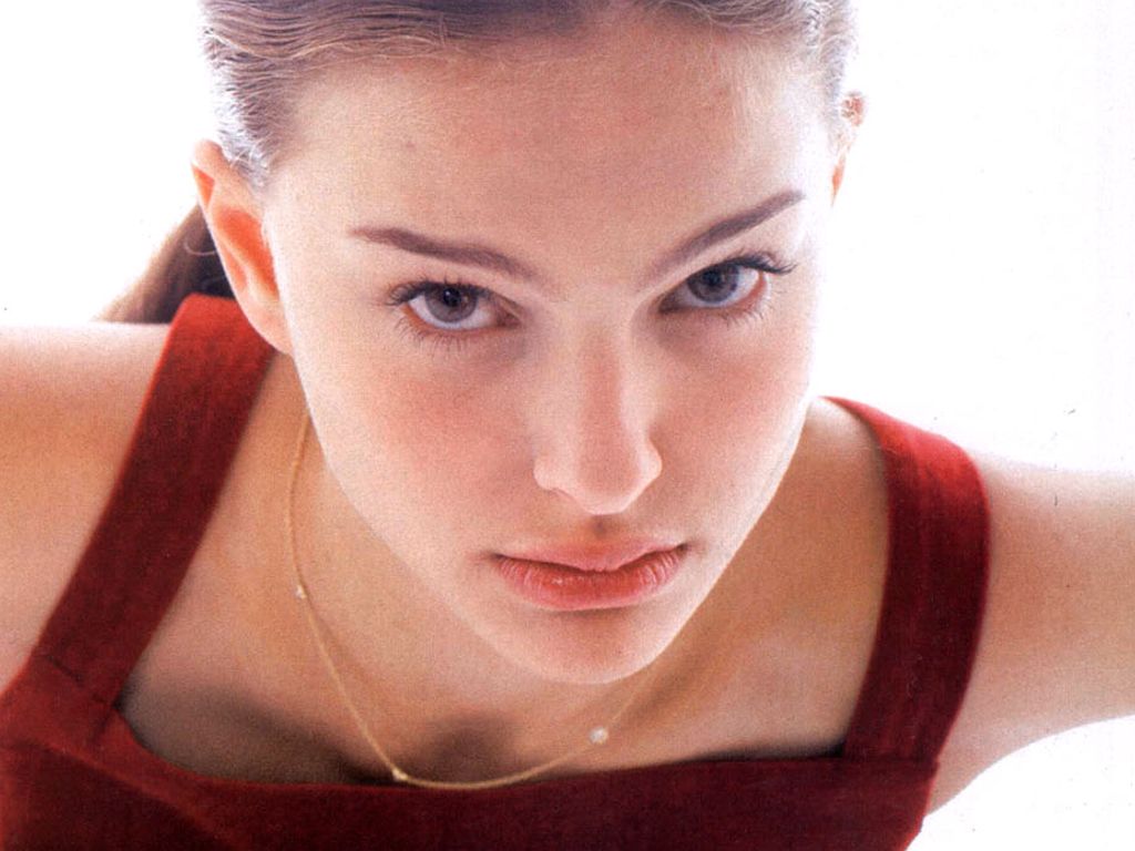 Natalie Portman leaked wallpapers