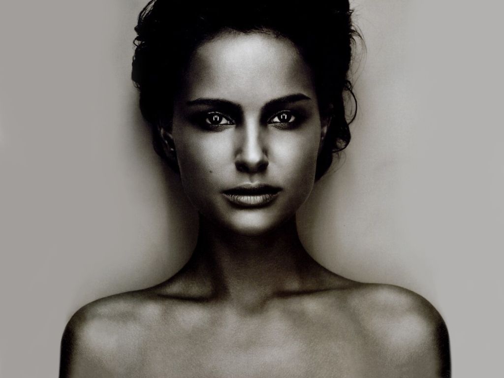 Natalie Portman leaked wallpapers