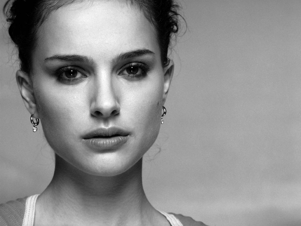 Natalie Portman leaked wallpapers