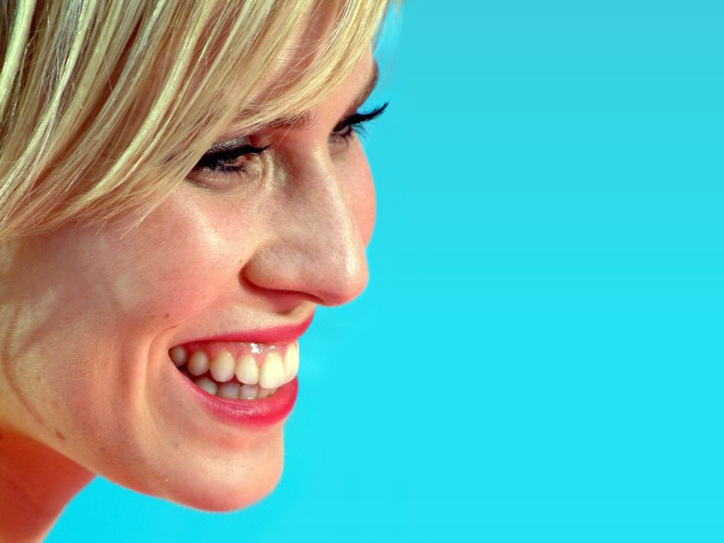 Natasha Bedingfield leaked wallpapers