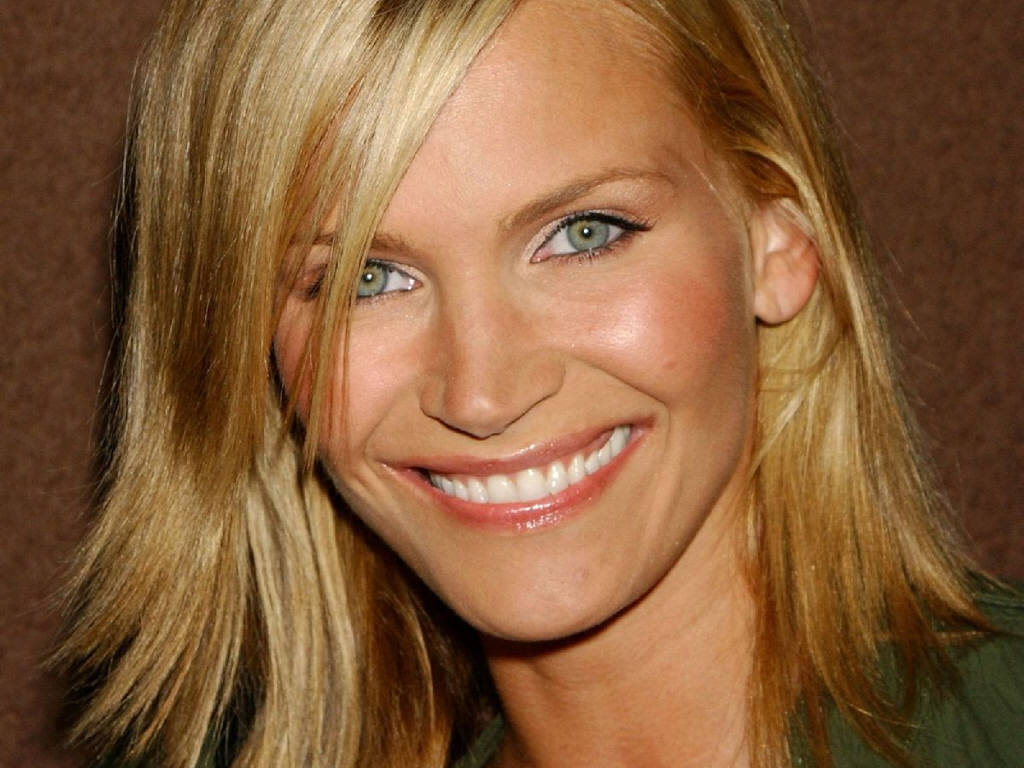 Natasha Henstridge leaked wallpapers