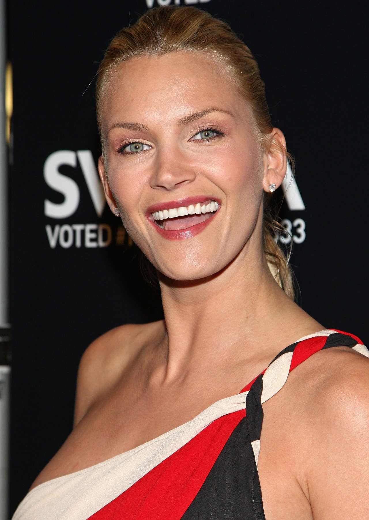 Natasha Henstridge leaked wallpapers