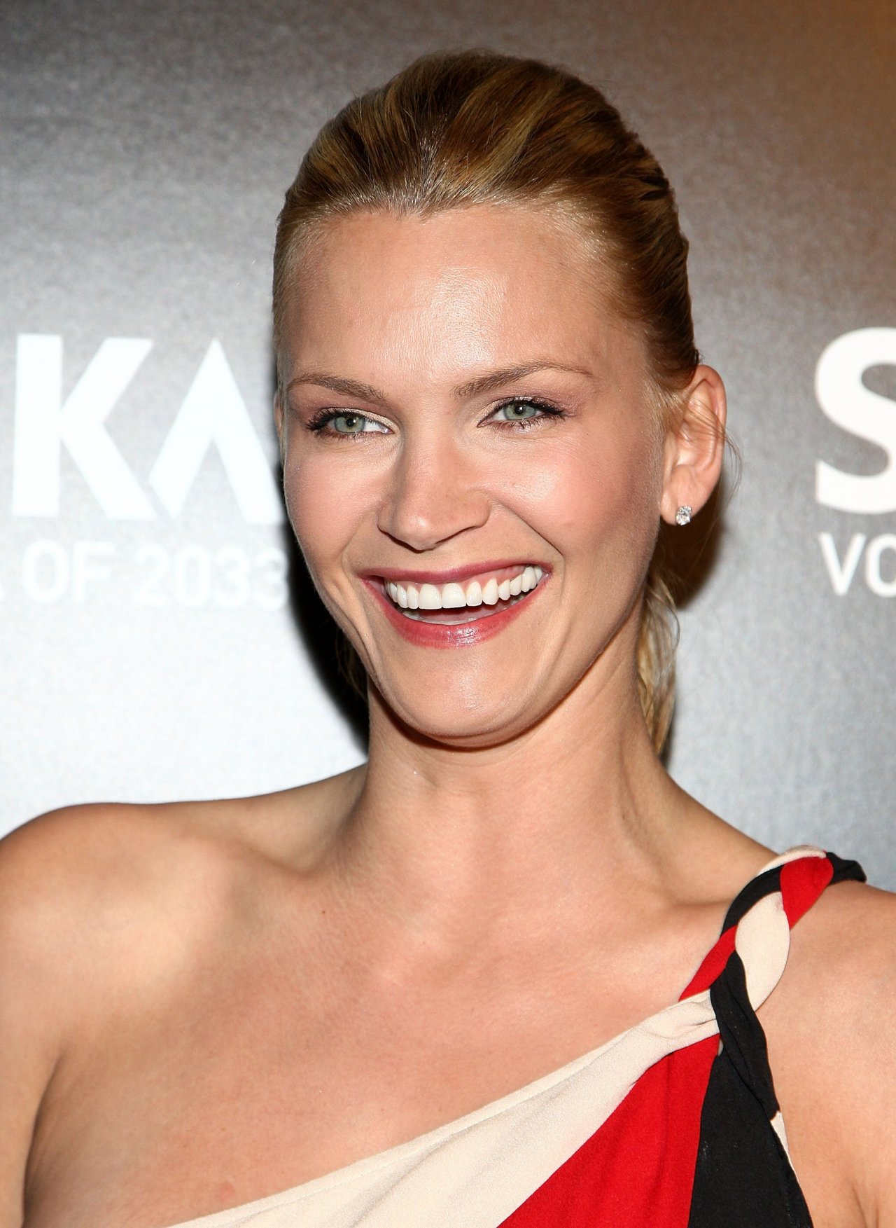 Natasha Henstridge leaked wallpapers