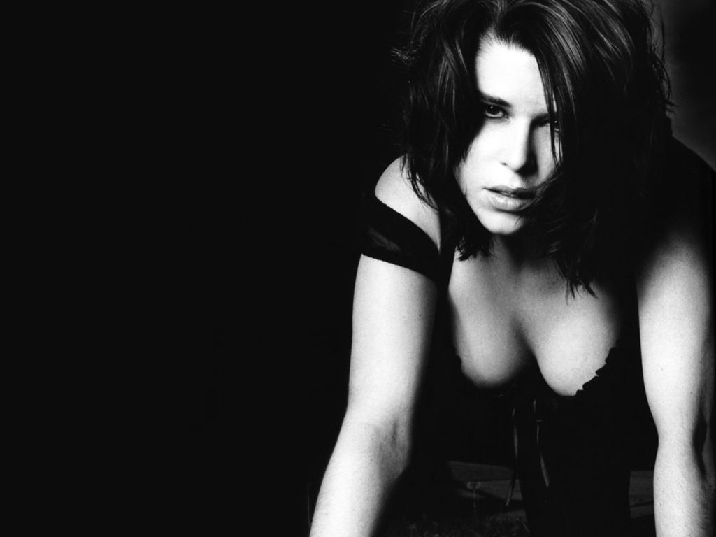 Neve Campbell leaked wallpapers