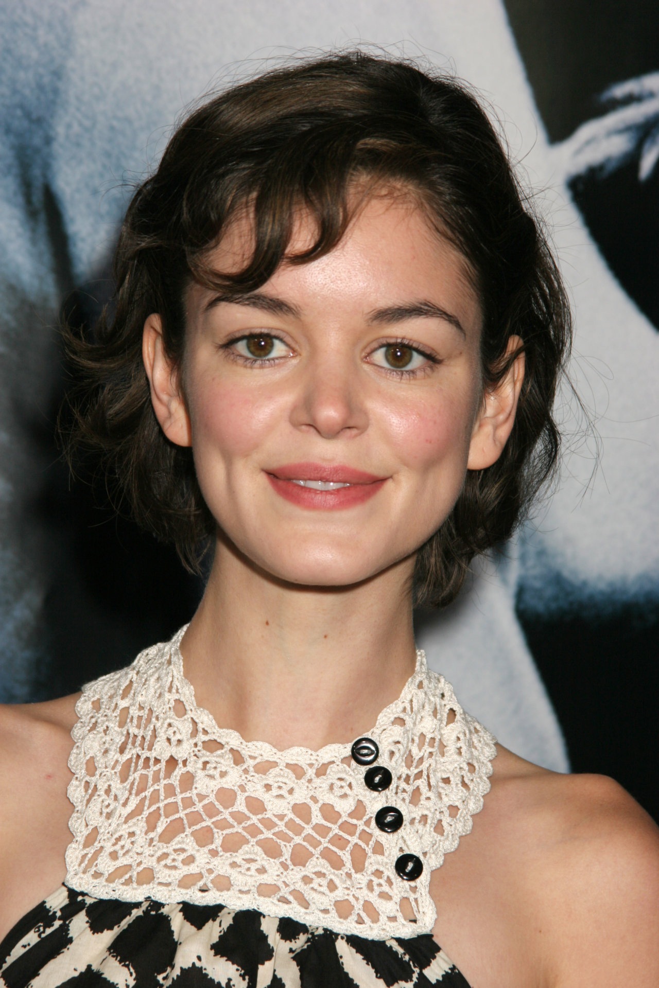 Nora Zehetner leaked wallpapers