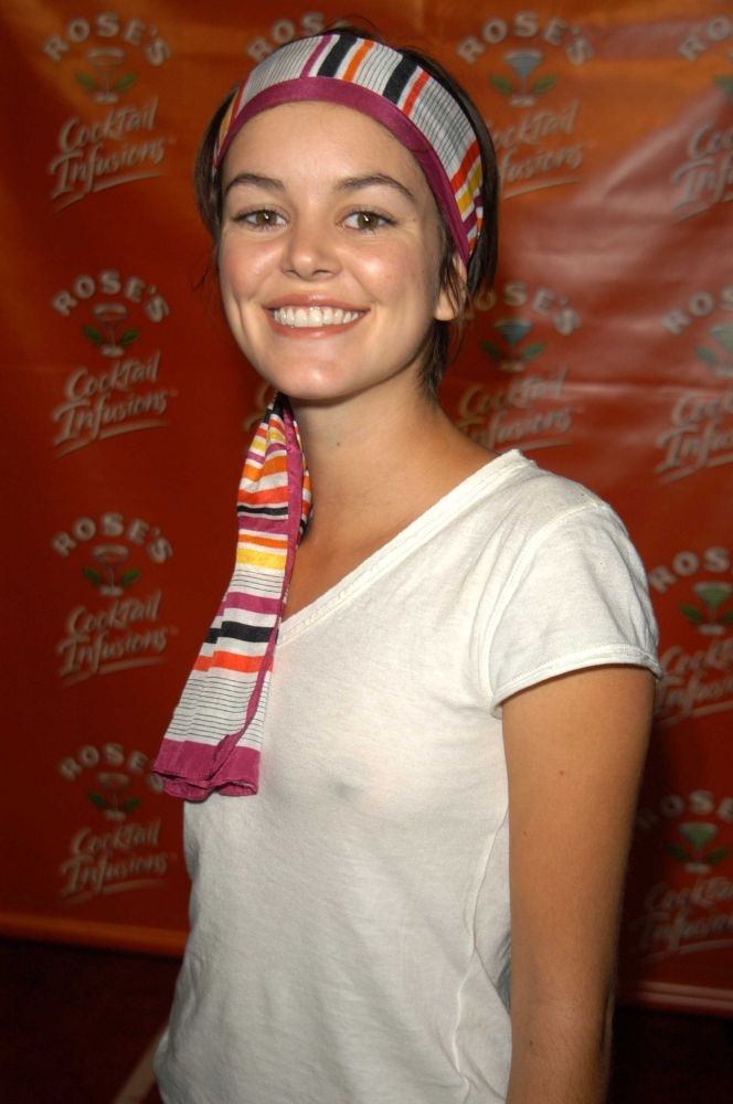 Nora Zehetner leaked wallpapers