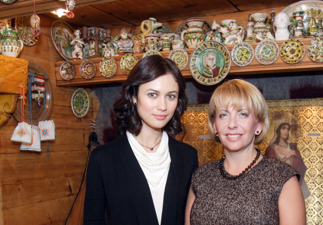 Olga Kurylenko leaked wallpapers