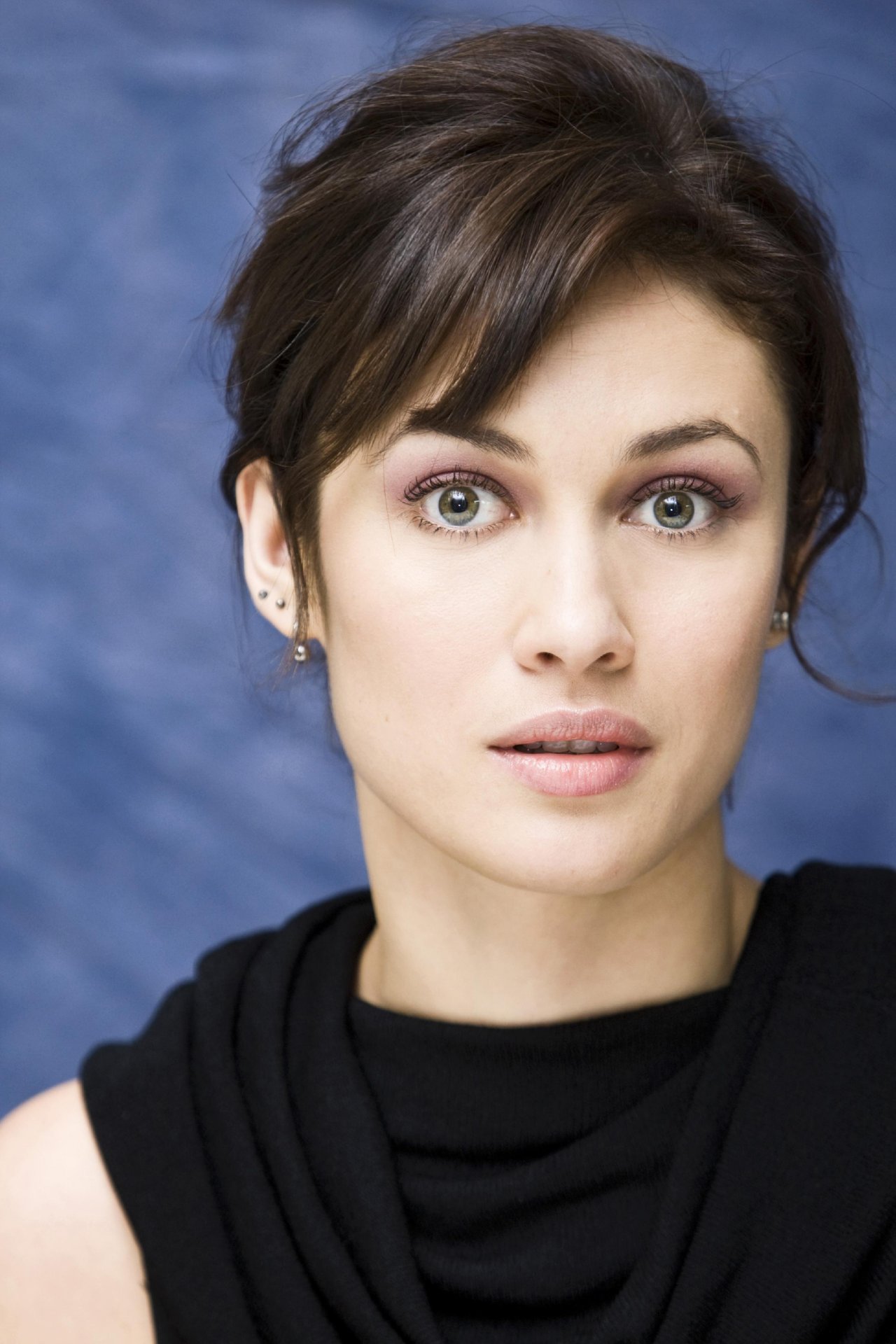 Olga Kurylenko leaked wallpapers