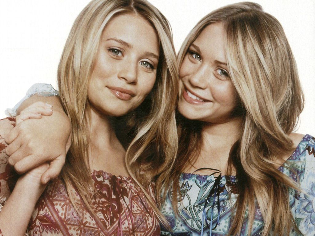 Olsen Twins leaked wallpapers