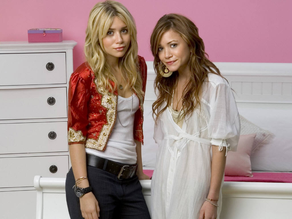 Olsen Twins leaked wallpapers