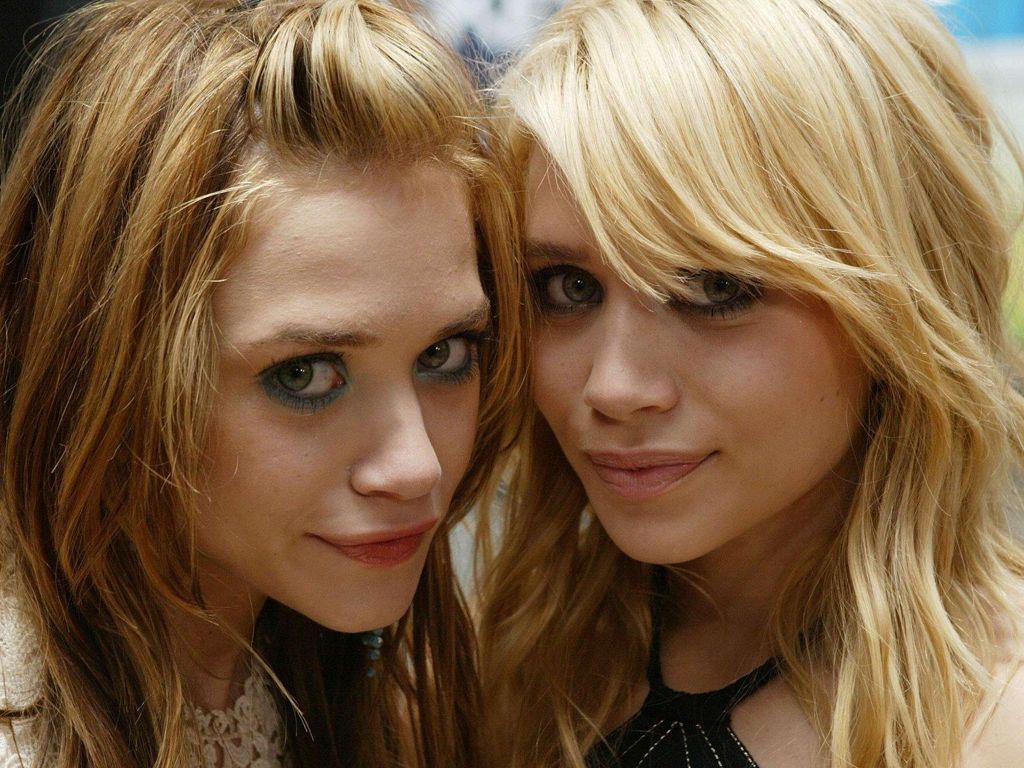 Olsen Twins leaked wallpapers