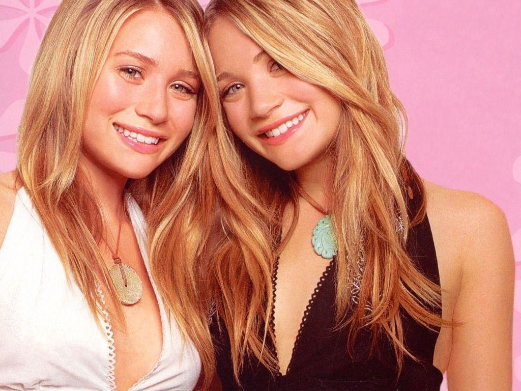 Olsen Twins leaked wallpapers