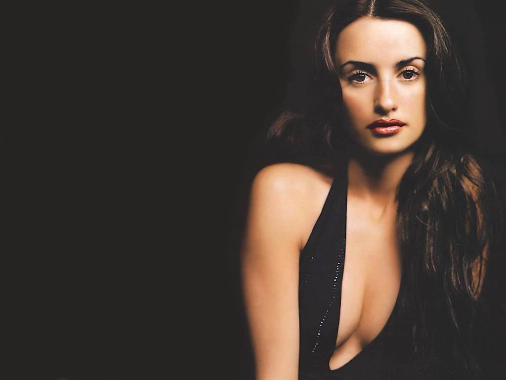 Penelope Cruz leaked wallpapers