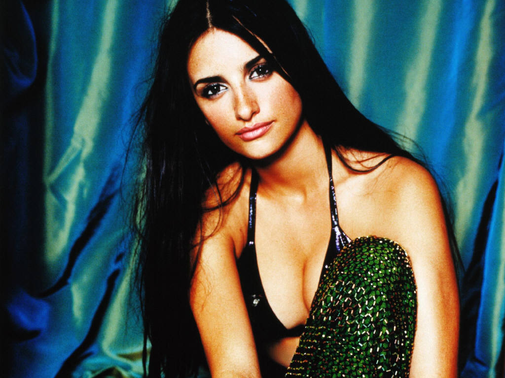 Penelope Cruz leaked wallpapers