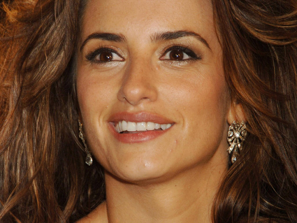 Penelope Cruz leaked wallpapers