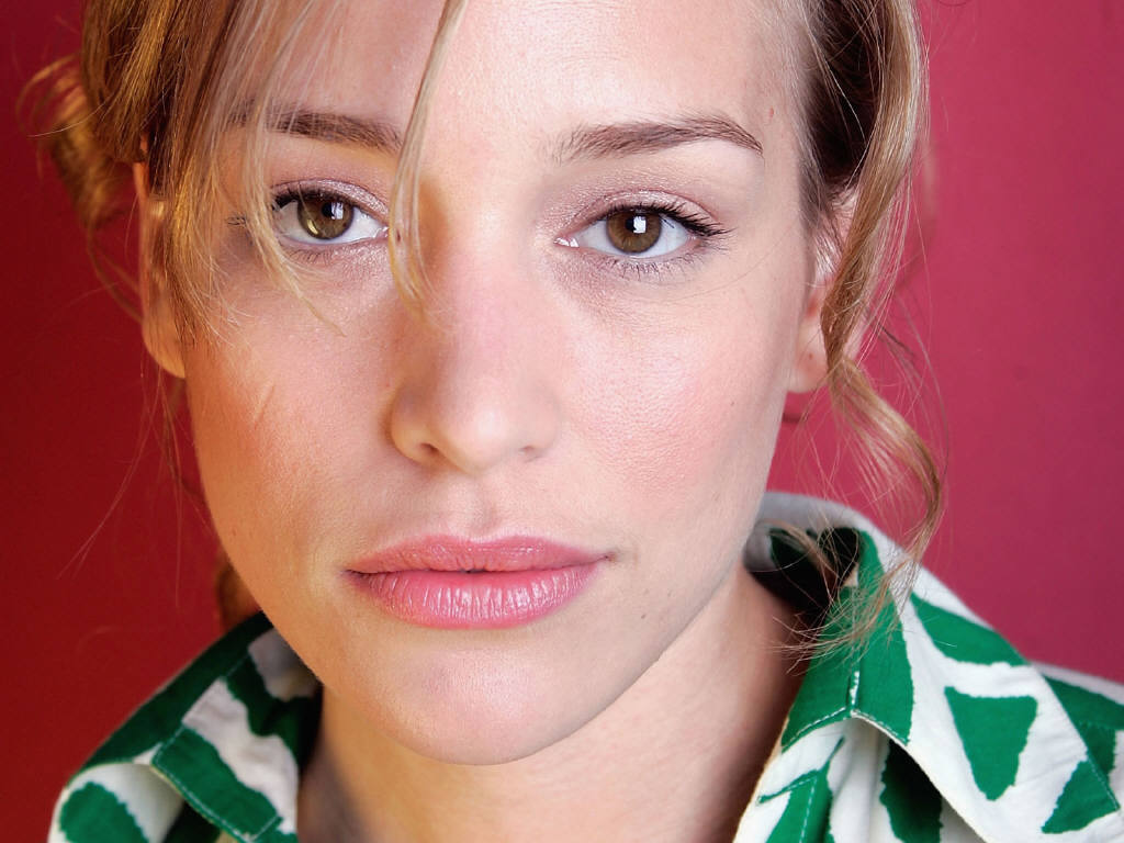 Piper Perabo leaked wallpapers