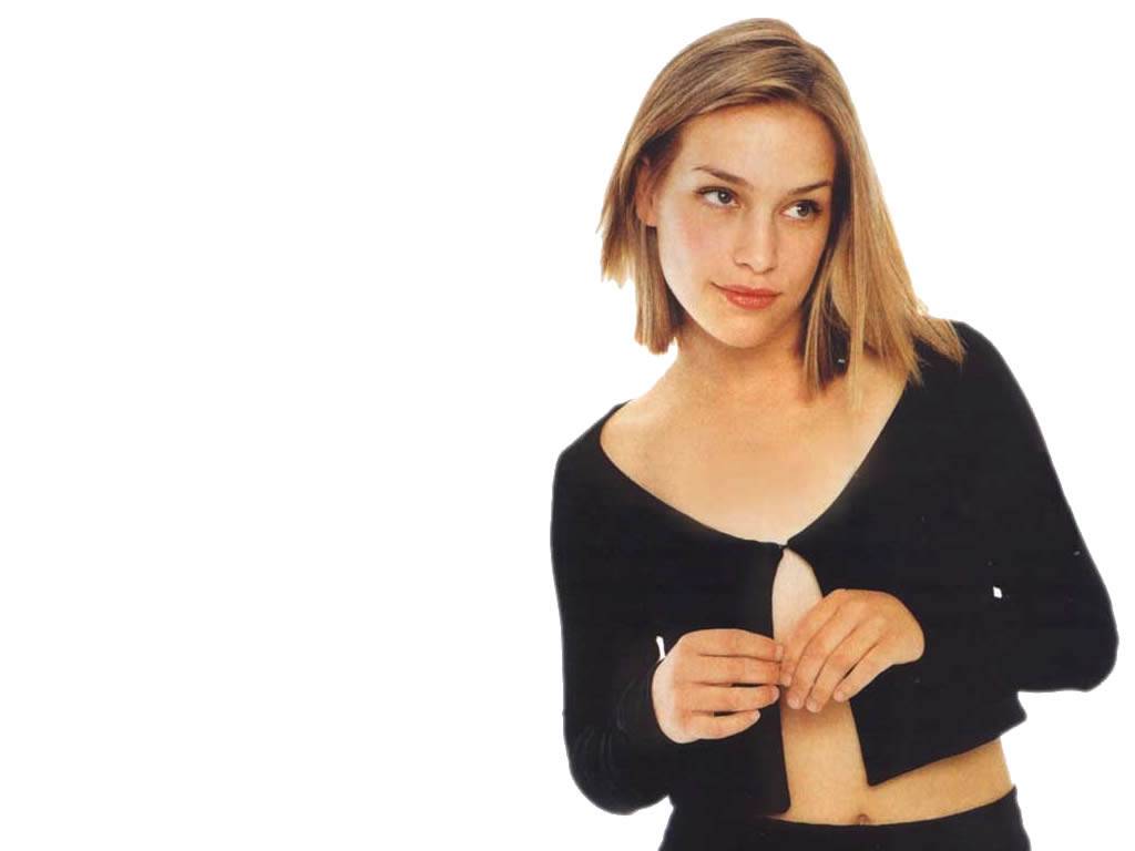 Piper Perabo leaked wallpapers