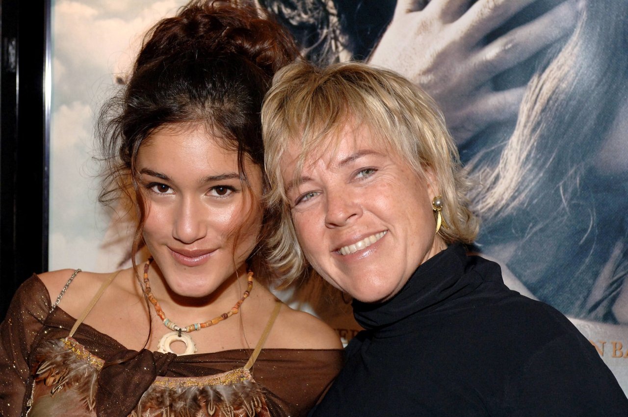 Q'Orianka Kilcher leaked wallpapers