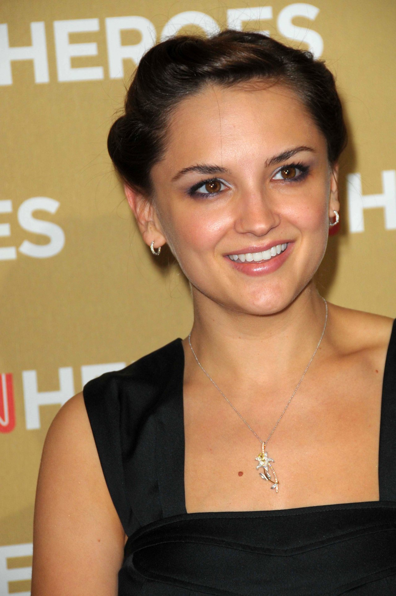 Rachael Leigh Cook leaked wallpapers