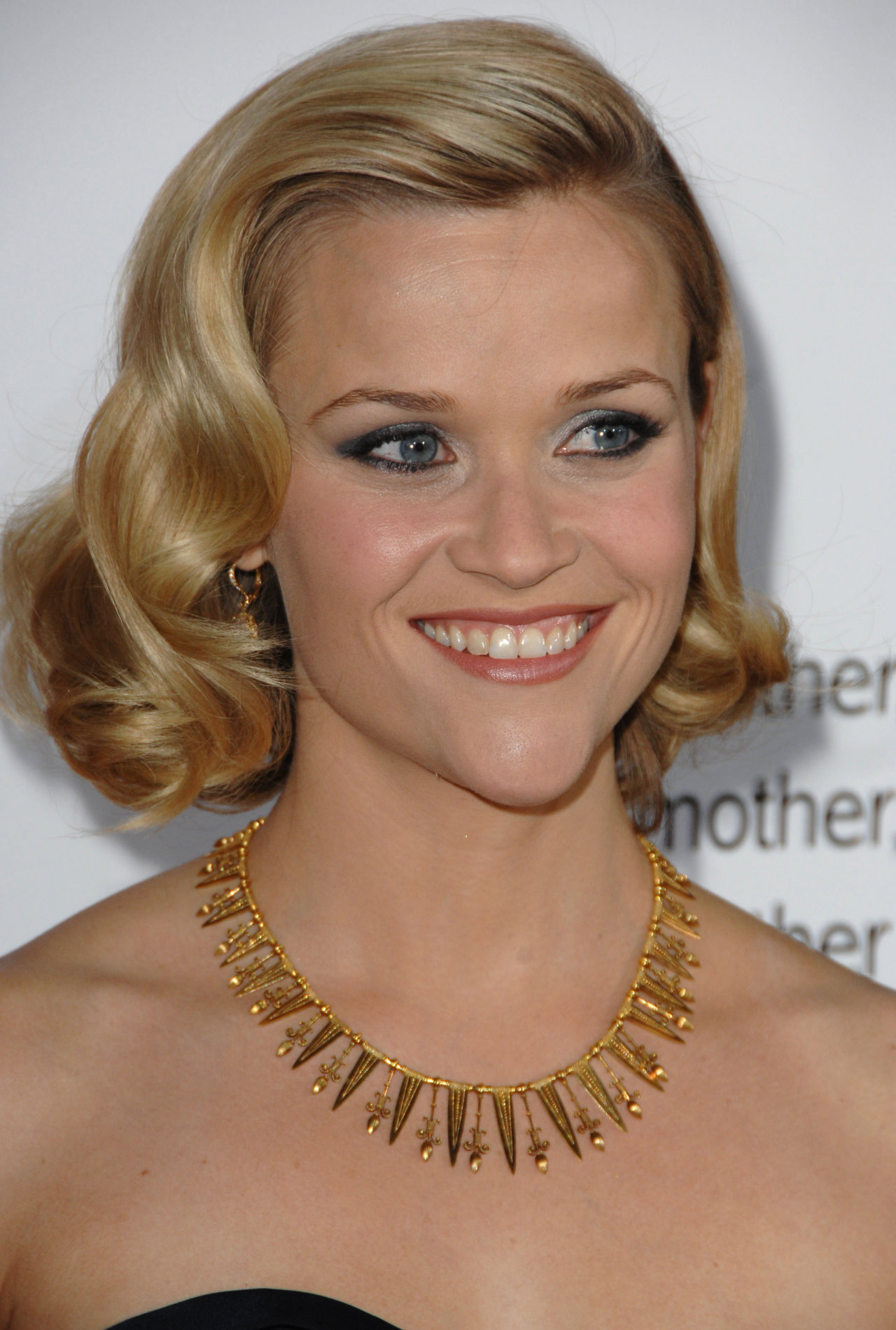 Reese Witherspoon leaked wallpapers