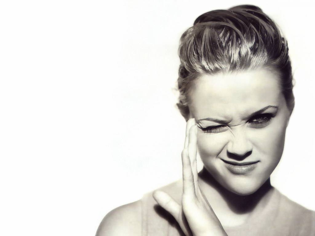 Reese Witherspoon leaked wallpapers