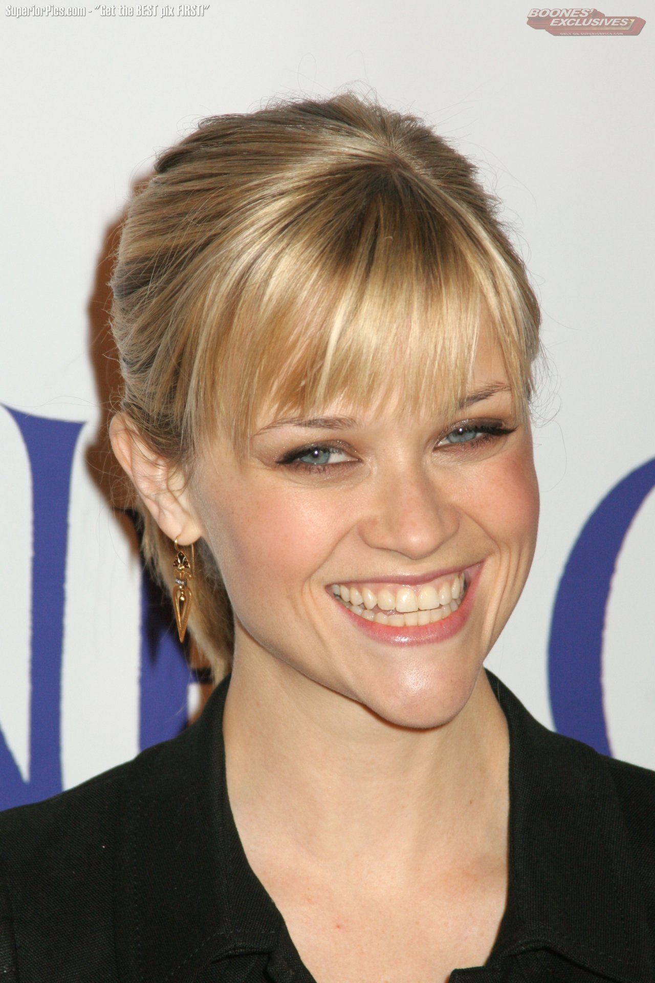 Reese Witherspoon leaked wallpapers