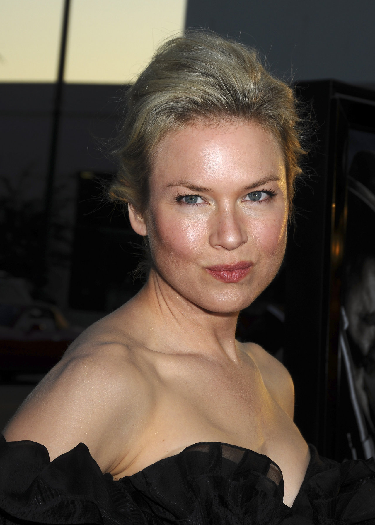 Renee Zellweger leaked wallpapers