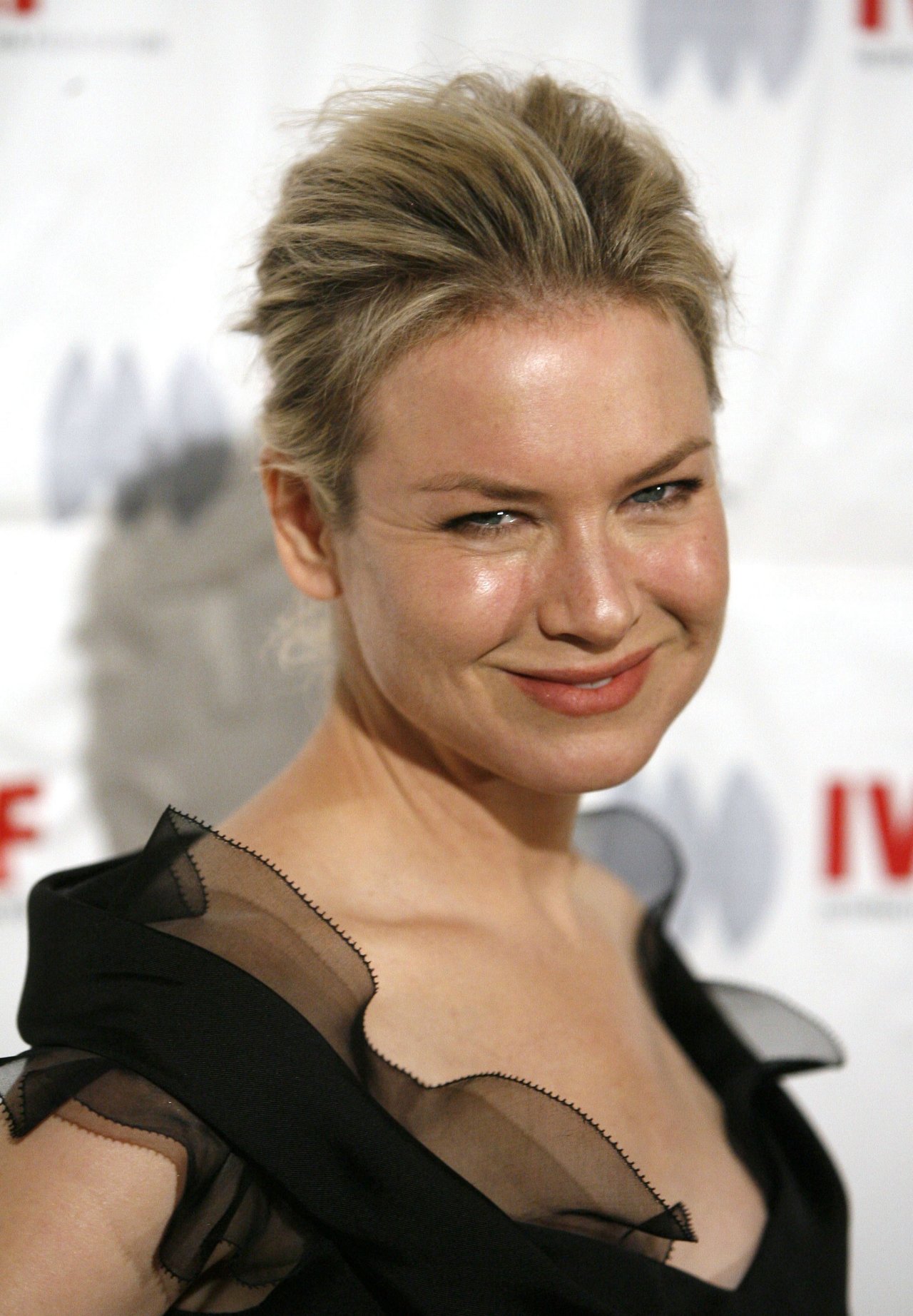 Renee Zellweger leaked wallpapers