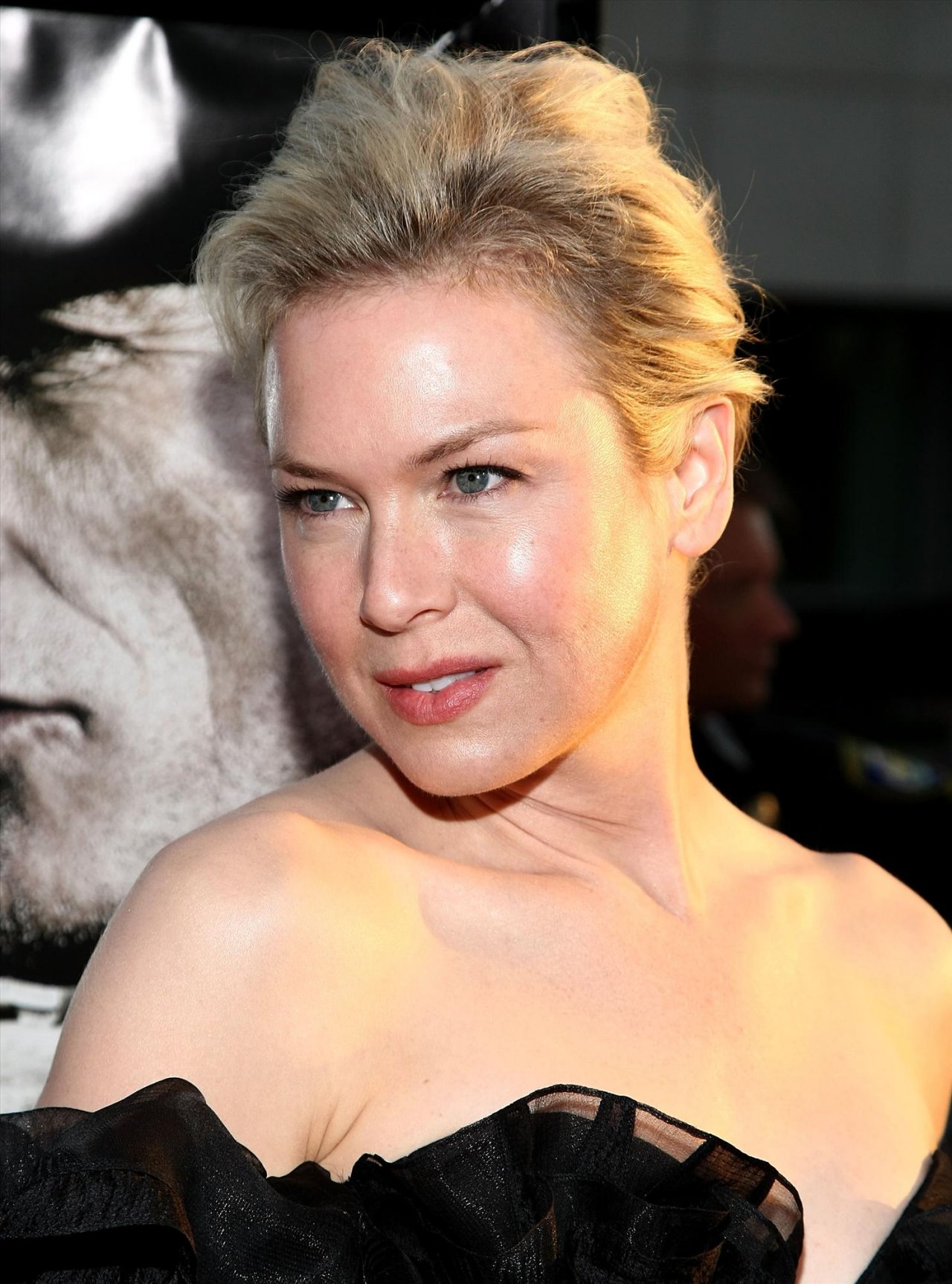 Renee Zellweger leaked wallpapers