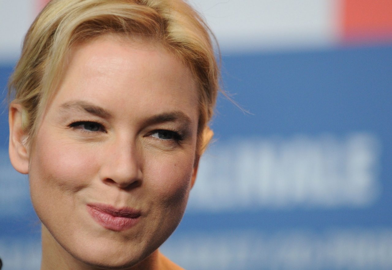 Renee Zellweger leaked wallpapers