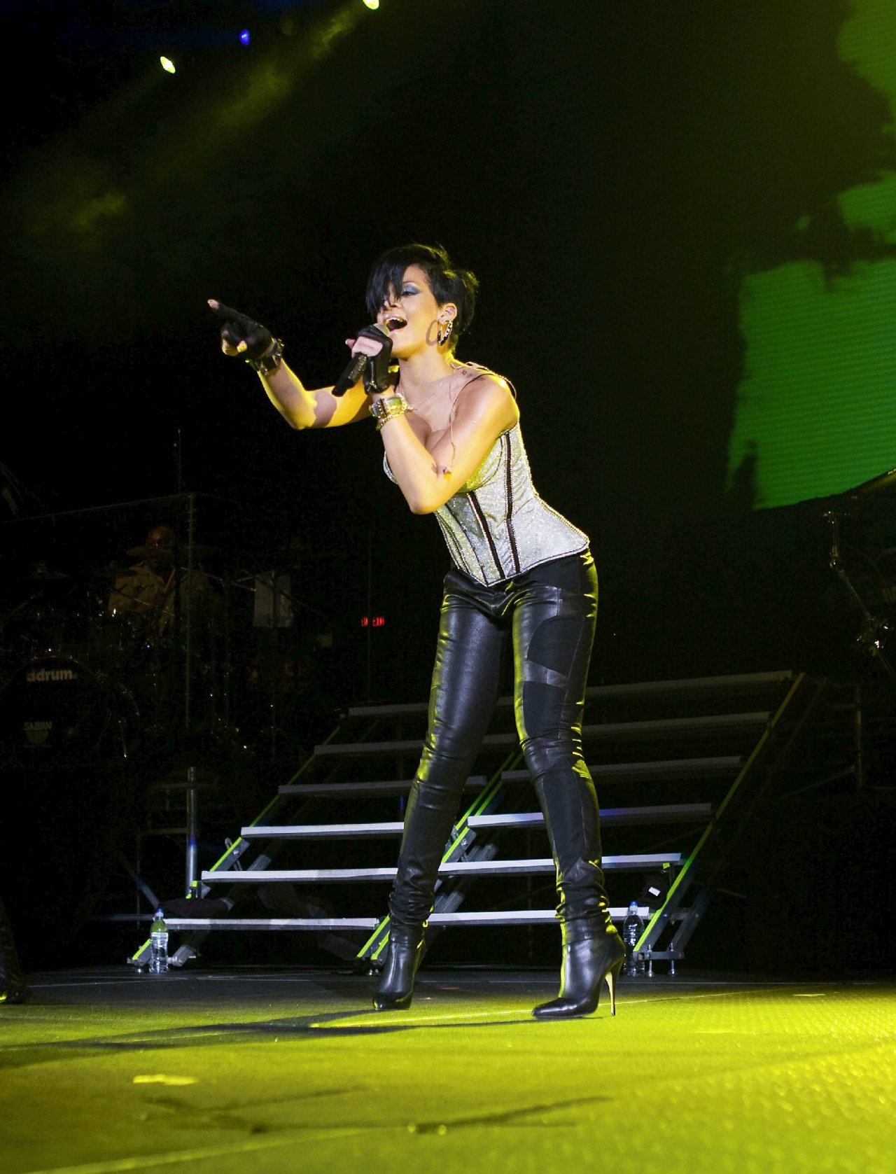 Rihanna leaked wallpapers