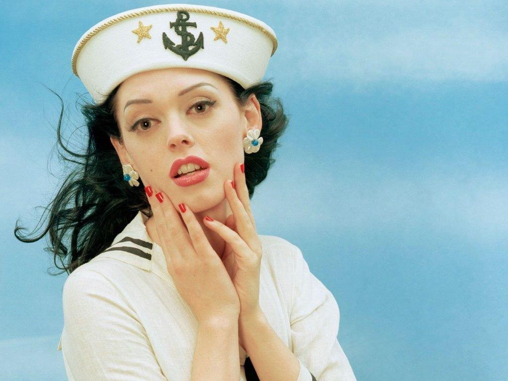 Rose McGowan leaked wallpapers