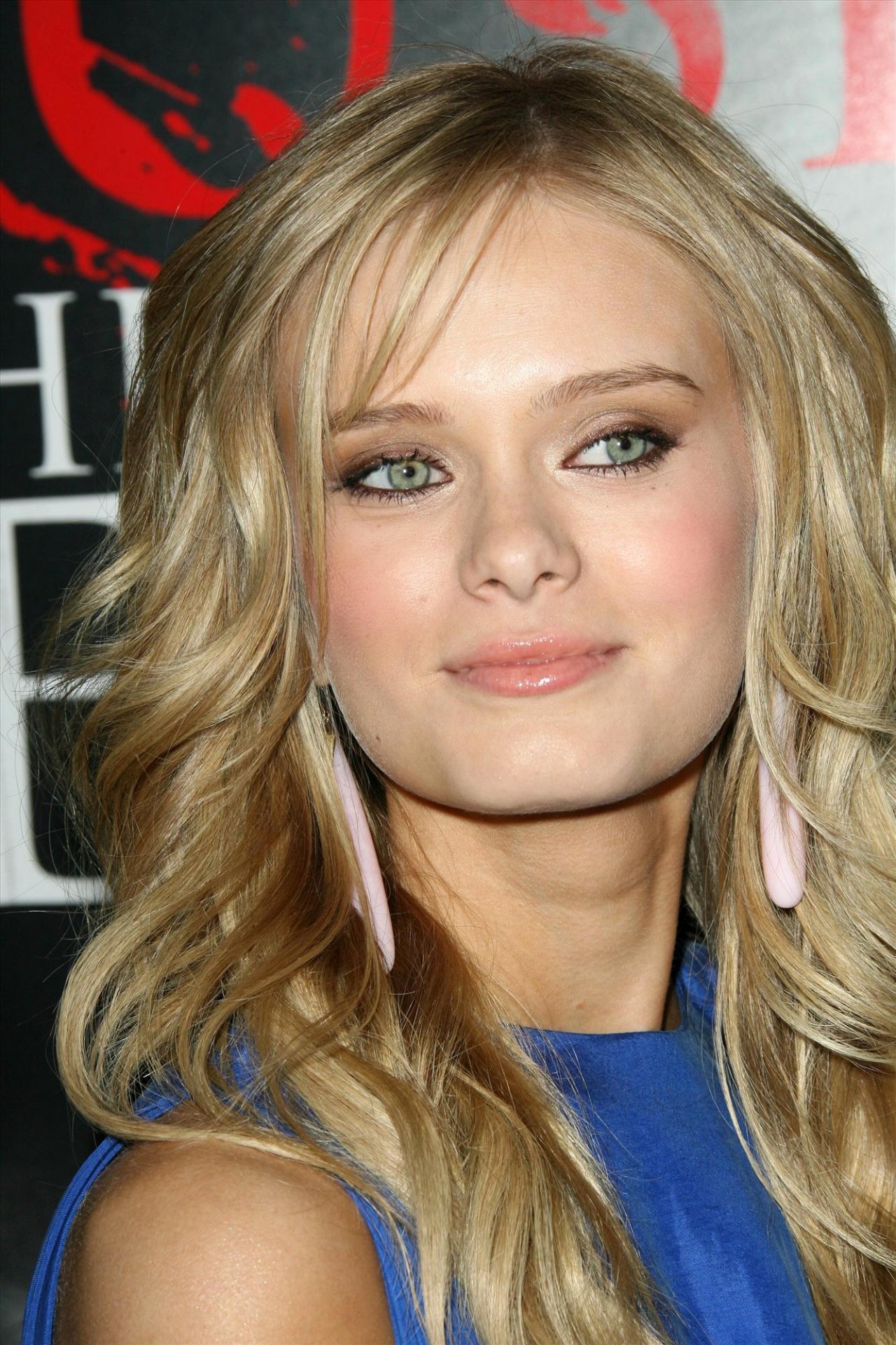 Sara Paxton leaked wallpapers