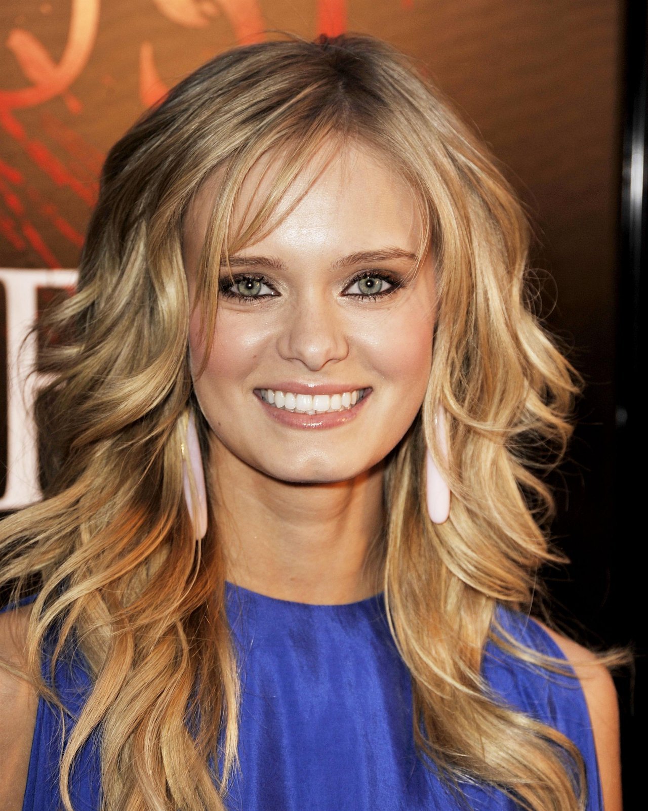 Sara Paxton leaked wallpapers