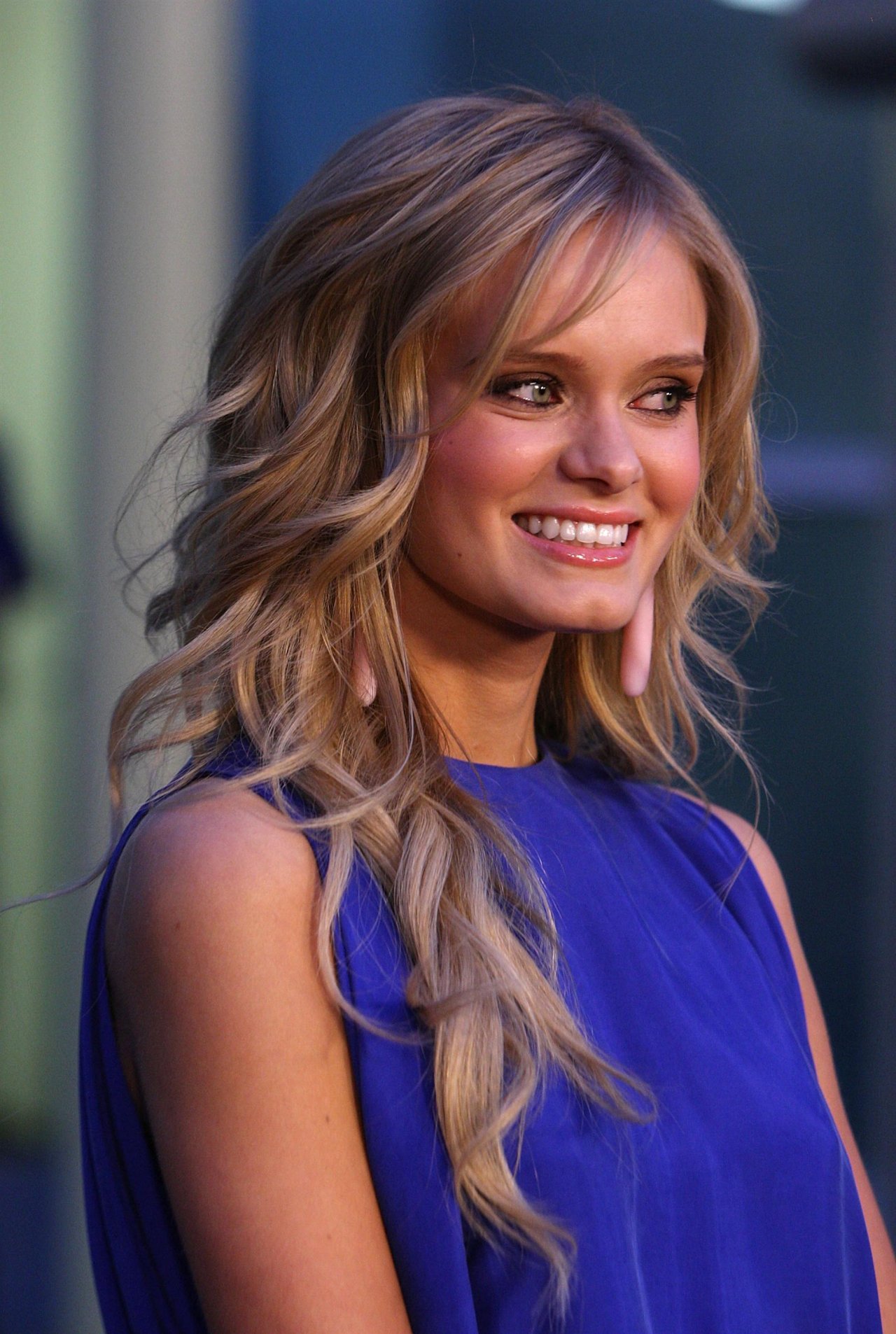 Sara Paxton leaked wallpapers