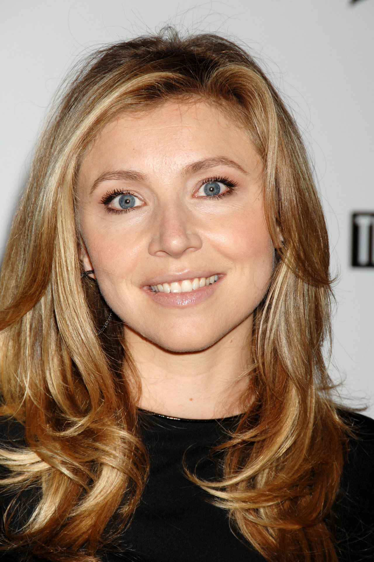 Sarah Chalke leaked wallpapers