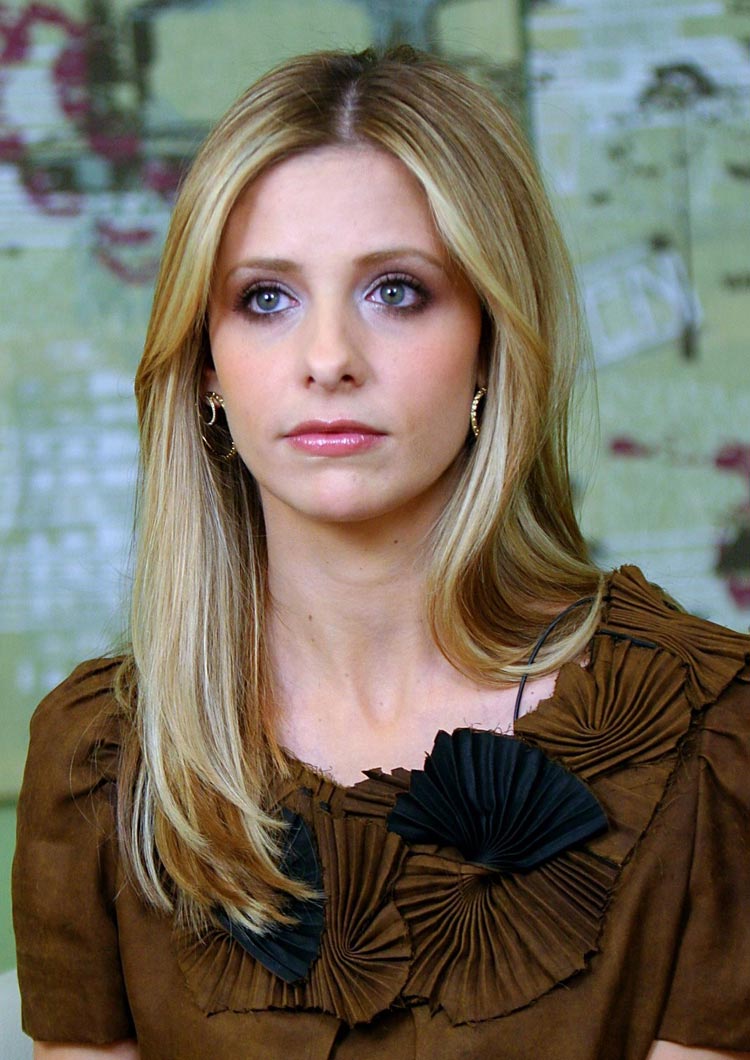 Sarah Michelle Gellar leaked wallpapers