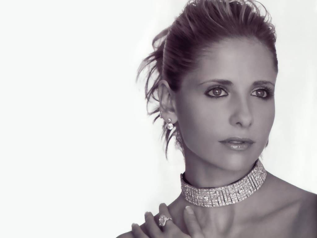 Sarah Michelle Gellar leaked wallpapers