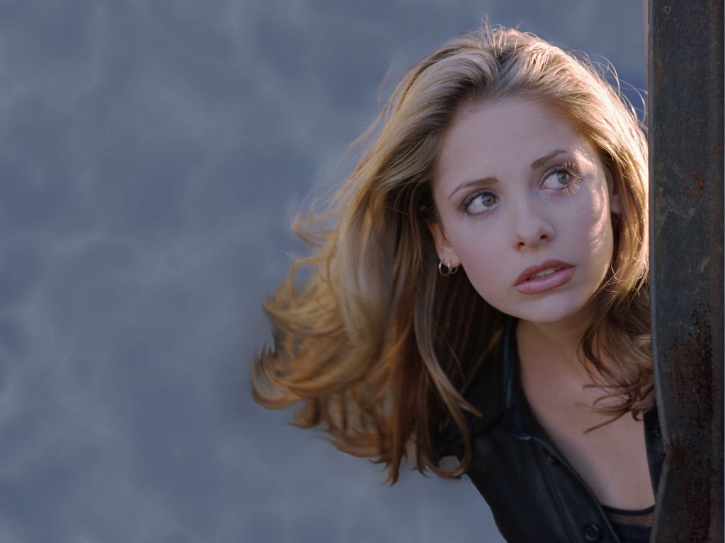 Sarah Michelle Gellar leaked wallpapers