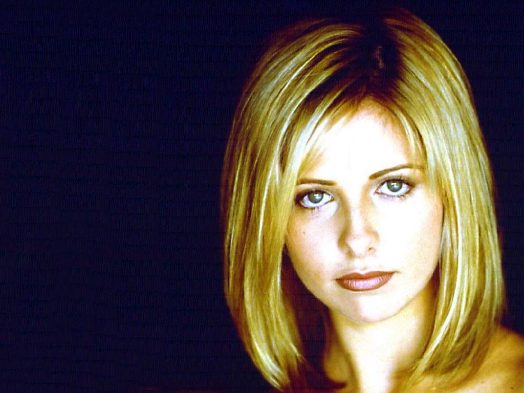 Sarah Michelle Gellar leaked wallpapers