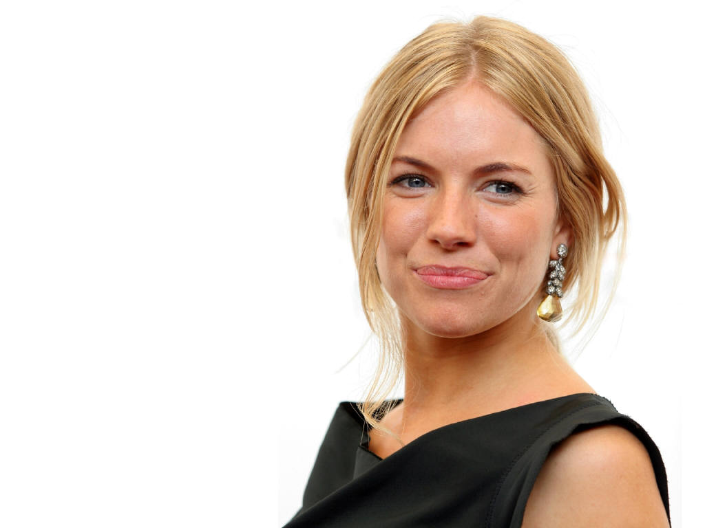 Sienna Miller leaked wallpapers