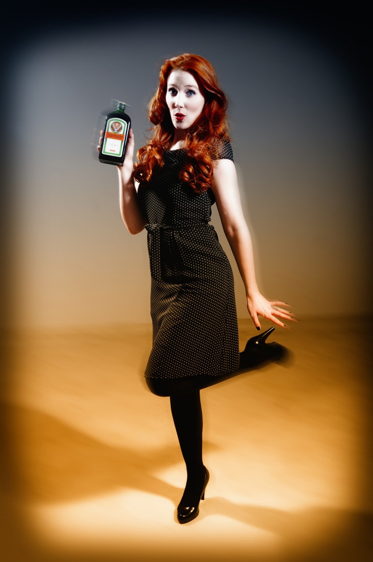 Simone Simons leaked wallpapers