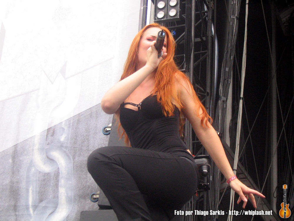 Simone Simons leaked wallpapers