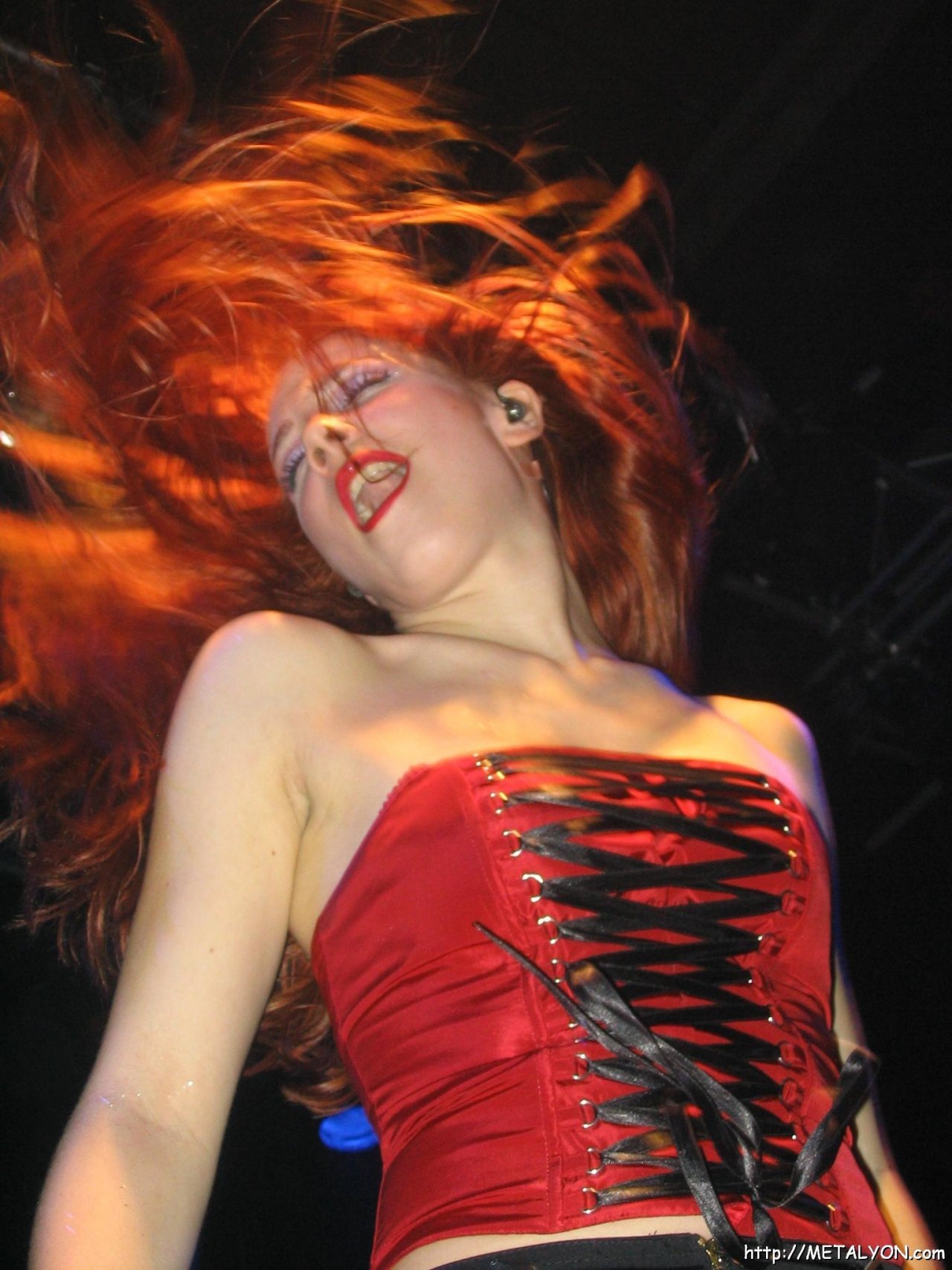 Simone Simons leaked wallpapers