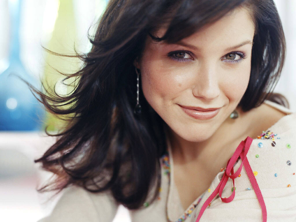 Sophia Bush leaked wallpapers