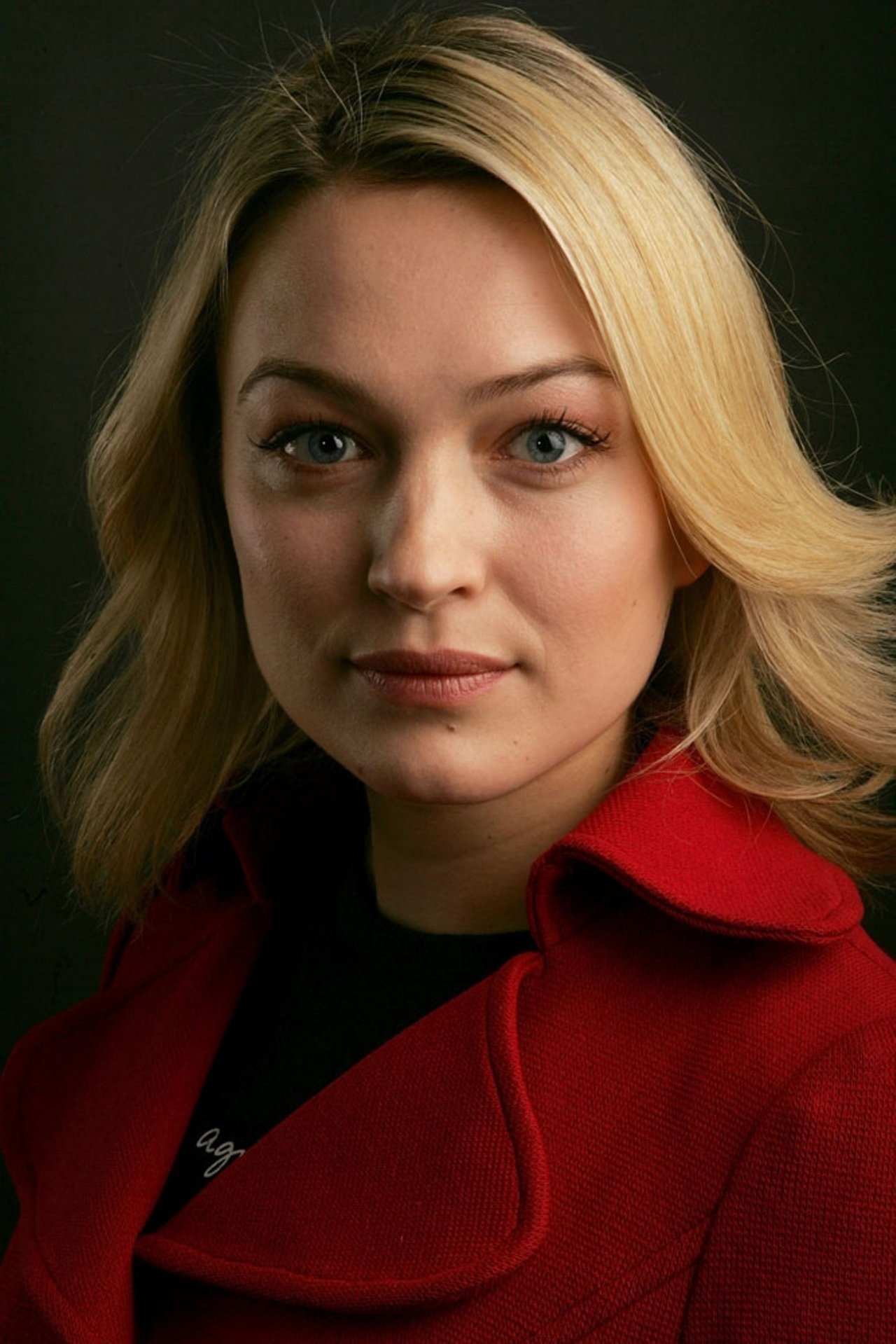 Sophia Myles leaked wallpapers