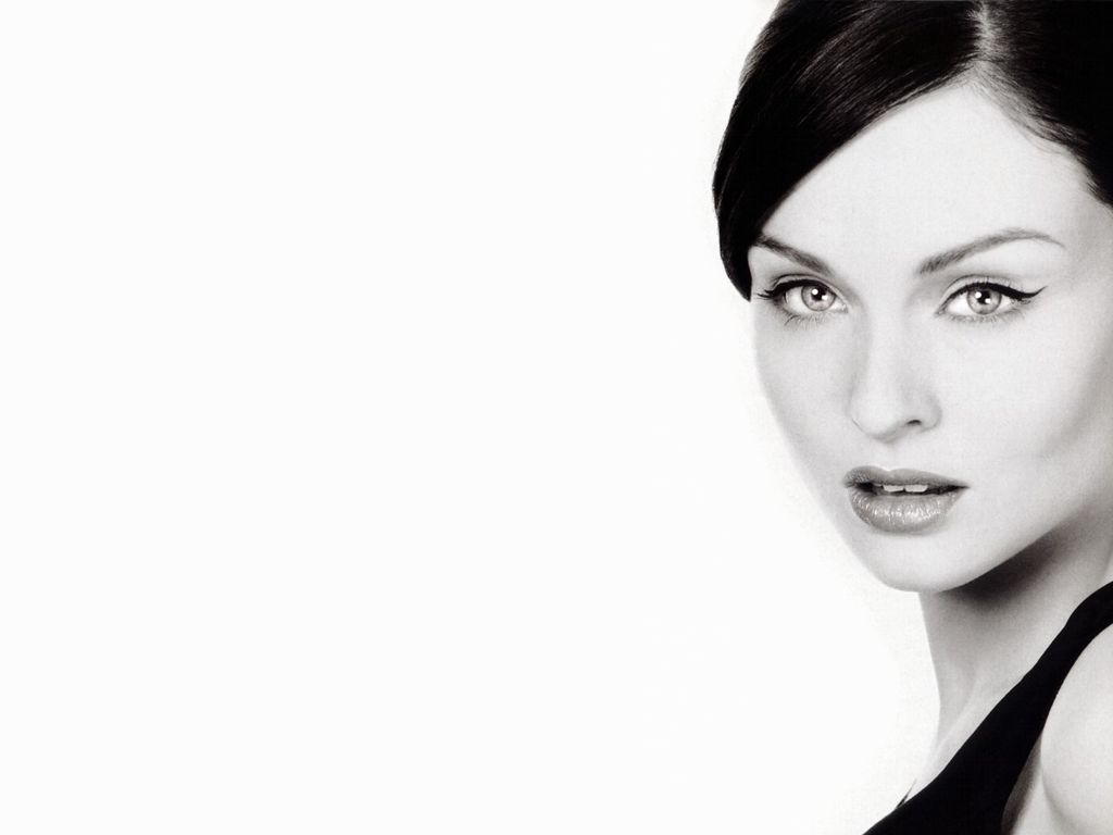 Sophie Ellis Bextor leaked wallpapers