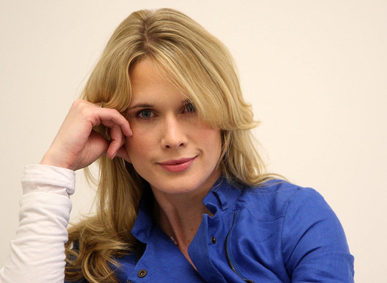 Stephanie March leaked wallpapers