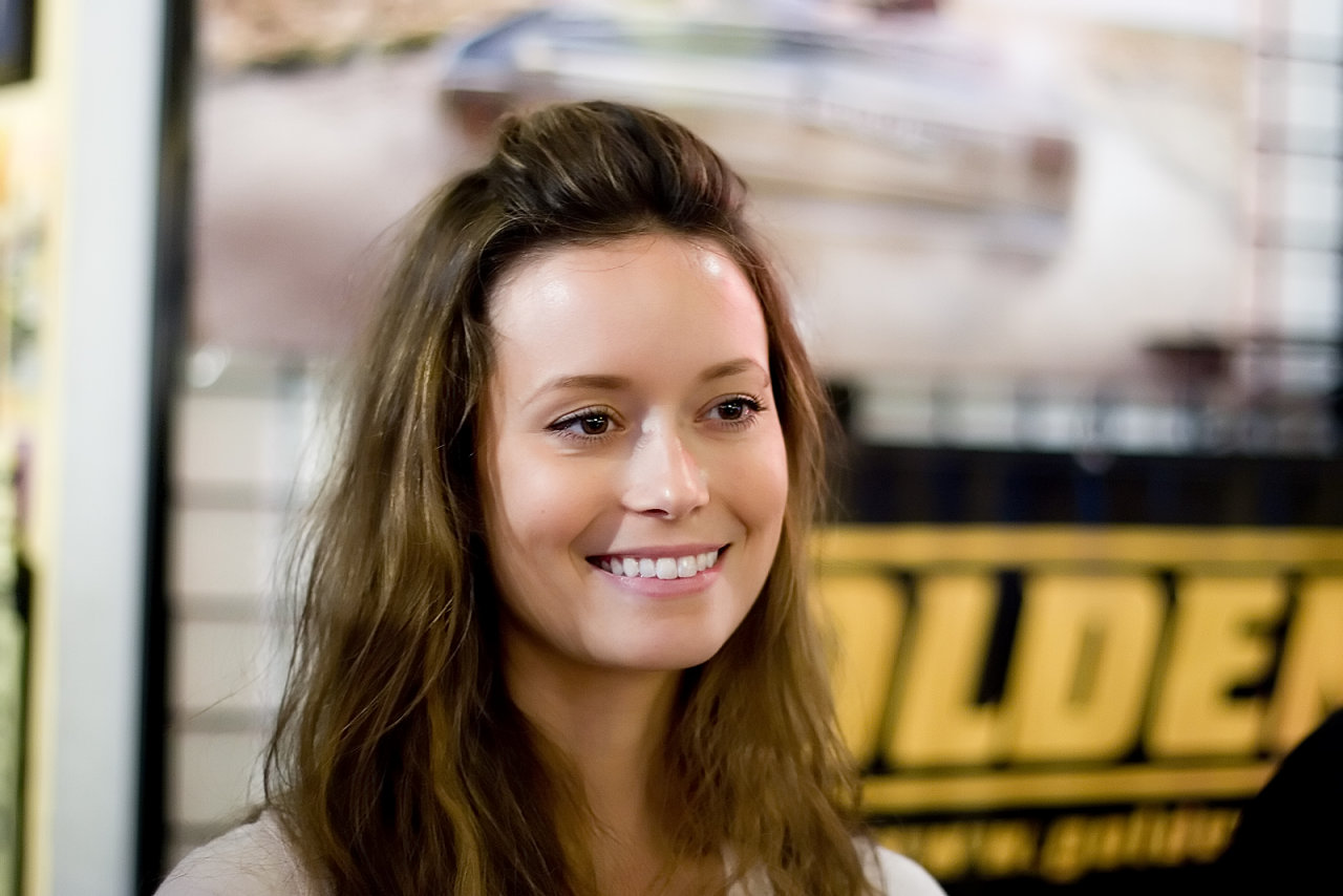 Summer Glau leaked wallpapers